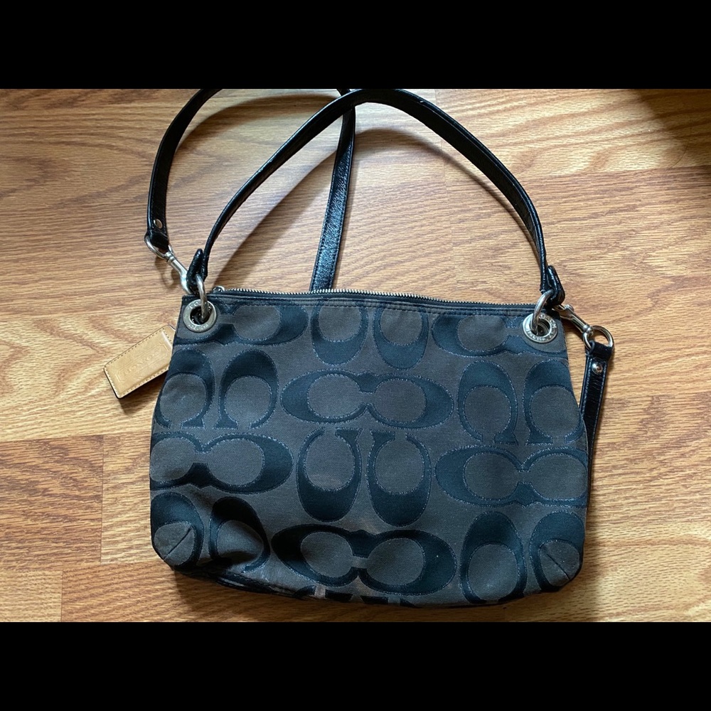 Coach Handbag - Picture 2 of 3